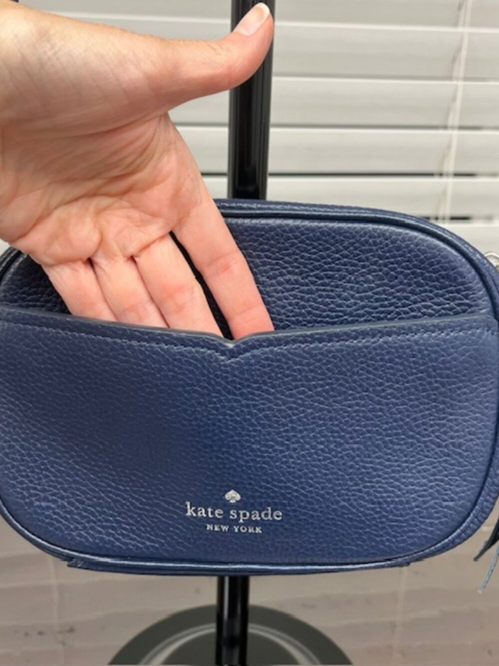 Kate Spade ♠️ Nightcap (Navy) Crossbody Camera Bag - Picture 4 of 12
